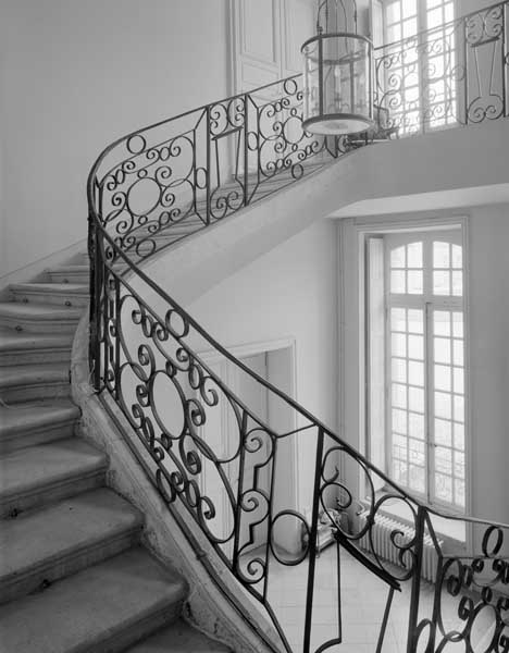 Vue du grand escalier.