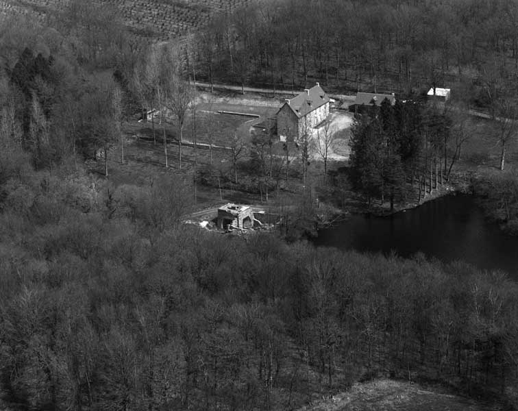 Haut-fourneau, vue aérienne. Vue de situation prise du sud-ouest.