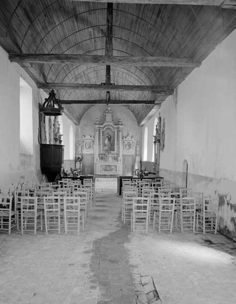 Elévation intérieure de la nef vers le choeur.