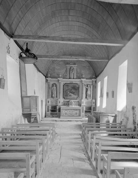 Elévation intérieure de la nef vers le choeur.