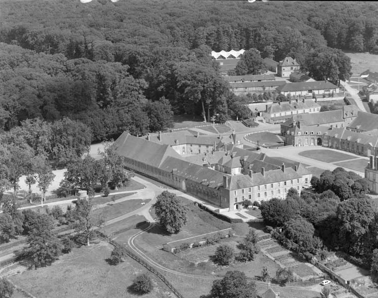 Vue aérienne du sud ouest.