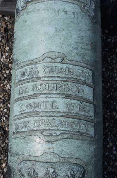 Canon "Le Caméléon", détail.