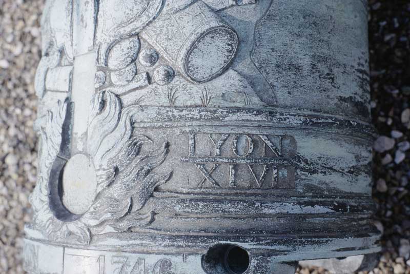 Canon "Le Caméléon", détail.