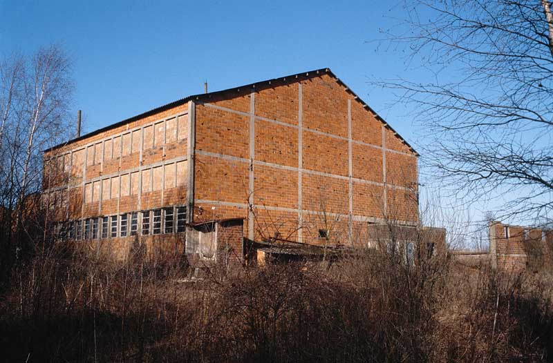 Atelier de fabrication. Vue prise du sud-ouest.