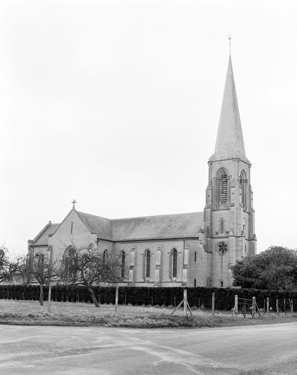 Grainville. Eglise paroissiale Saint-Etienne. Elévation extérieure nord. ; Elévation extérieure nord.