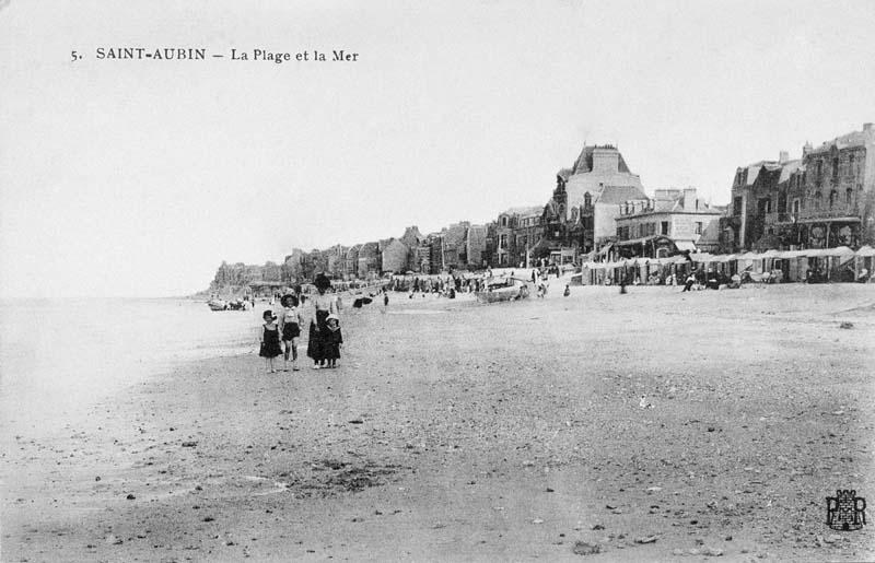 5. SAINT-AUBIN - La plage et la mer.- Carte postale, début 20e siècle (Collection particulière Houben).