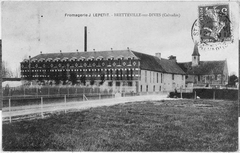 Fromagerie J. Lepetit. Bretteville-sur-Dives (Calvados).- Carte postale, s.d., début 20e siècle. (Collection particulière Ph. Jacob).