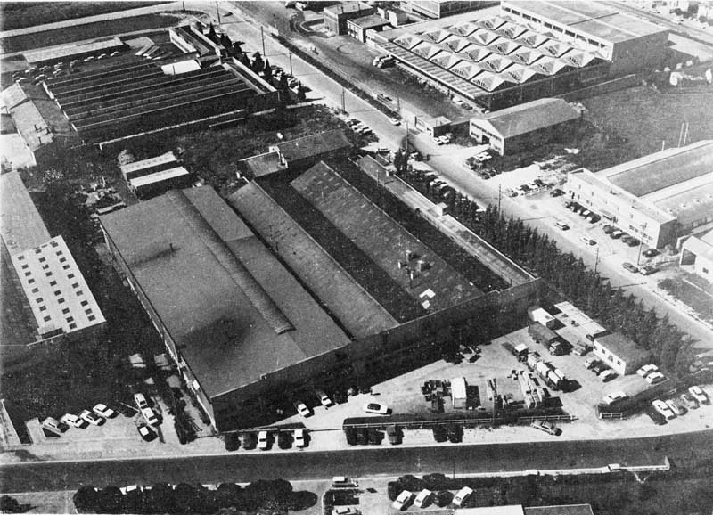 Usine M.I.C. Mécanique-Industrie-chimie.- Photographie, A, tiré de : Chambre régionale de commerce et d'industrie de Basse-Normandie, études et travaux, 1972, N°74, p. 134.