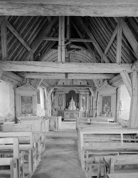 Elévation intérieure de la nef vers le choeur.