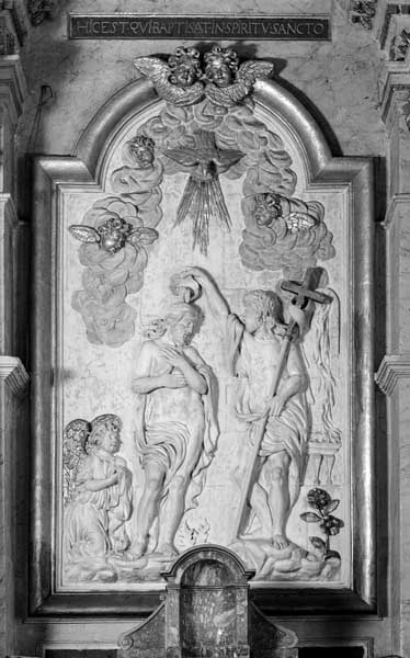 Haut-relief : Baptême du Christ