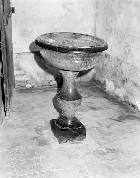 Fonts baptismaux (cuve baptismale à infusion)