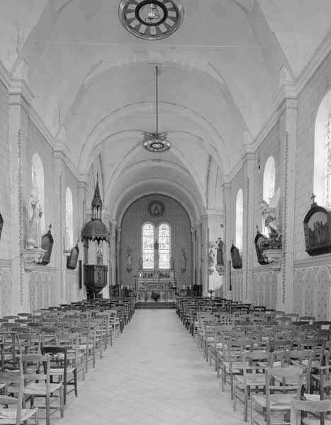 Elévation intérieure de la nef vers le choeur.