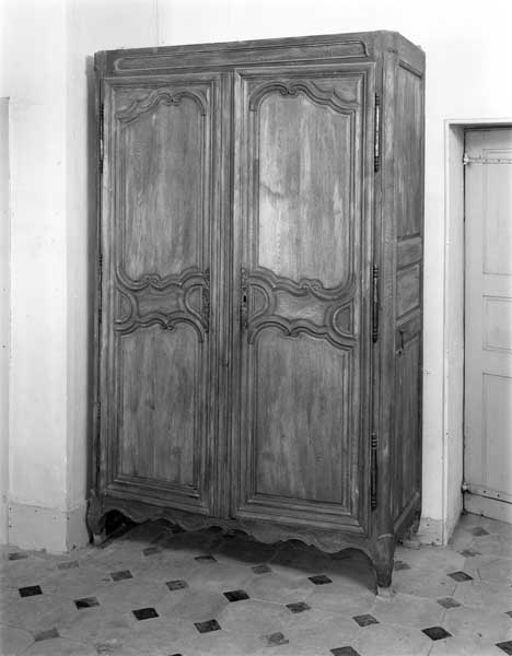 Armoire