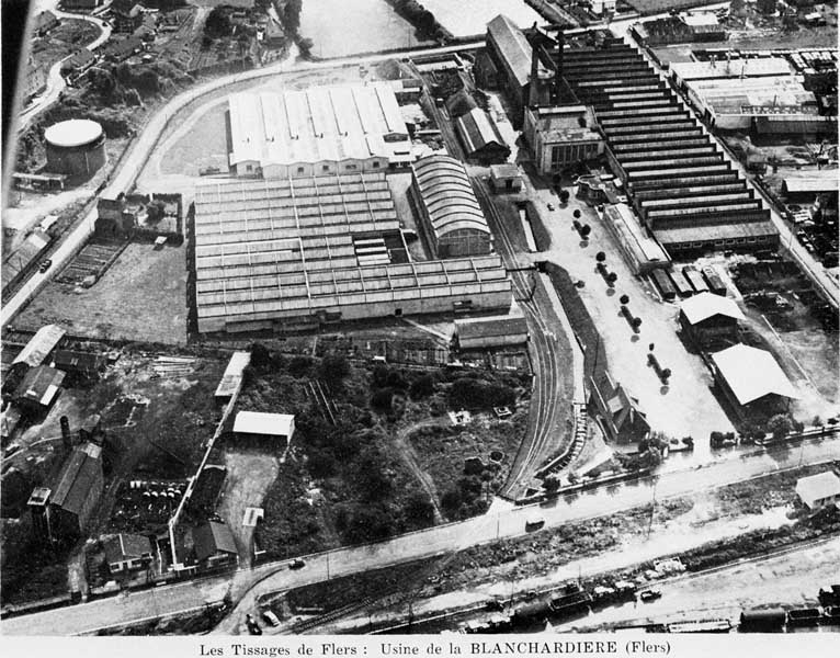 Les tissages de Flers. Usine de la Blanchardière (Flers).- Photographie, tirée de : Chambre régionale de commerce et d'industrie de Basse-Normandie, études et travail, Année 1974-1975.