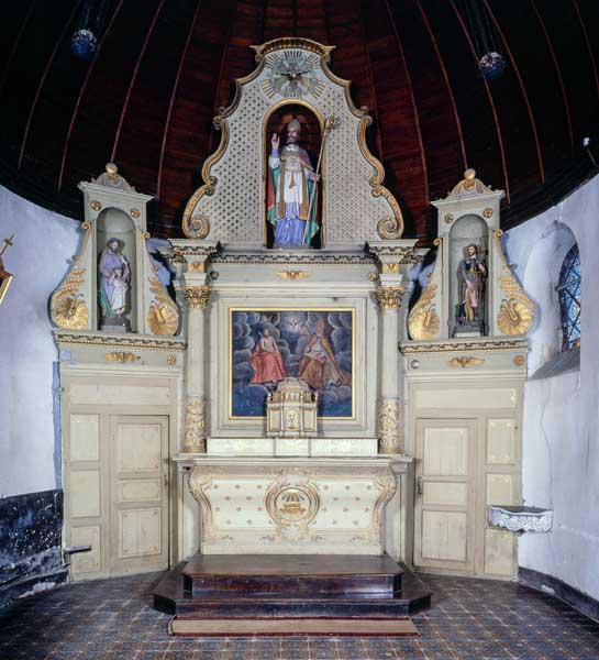 Autel tombeau, retable architecturé du maître-autel