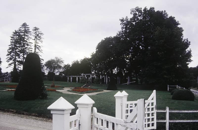Vue de l'allée.