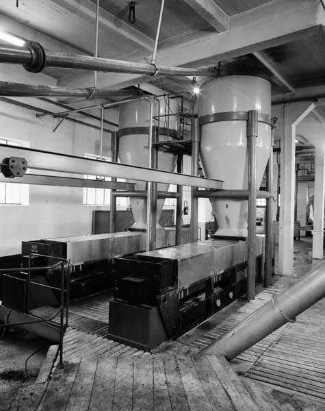 Cidrerie-distillerie dite cidrerie Dourdoigne, puis les cidreries Réunies