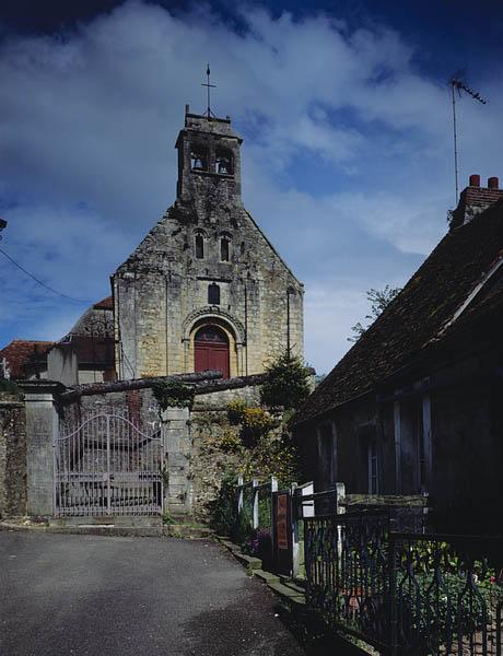 Église paroissiale Saint-Pierre et Saint-Laurent