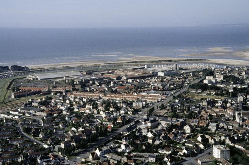 Vue de situation prise du sud ouest.