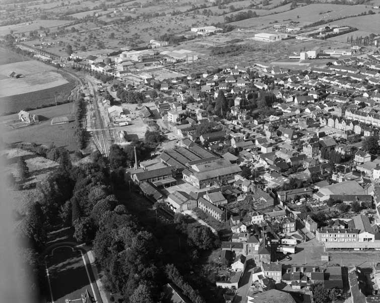 Vue aérienne prise du sud-ouest.