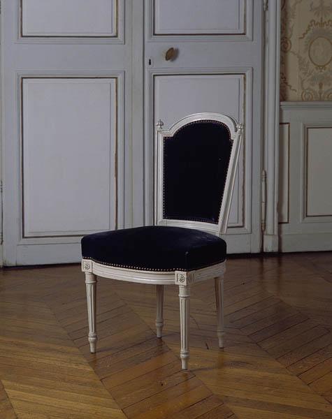 Salle du Conseil, vue d'une chaise.