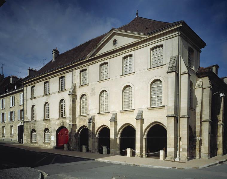 Elévations antérieures sur la rue Carnot.