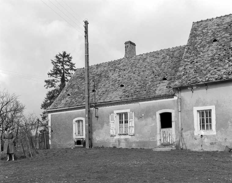 Logis, élevation extérieure ouest sur cour.