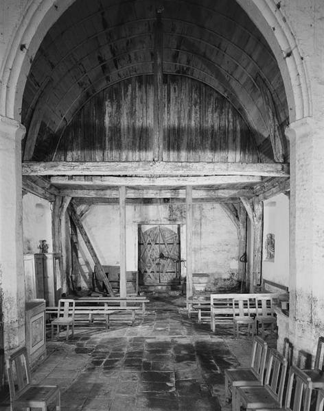 Vue d'ensemble de la nef.