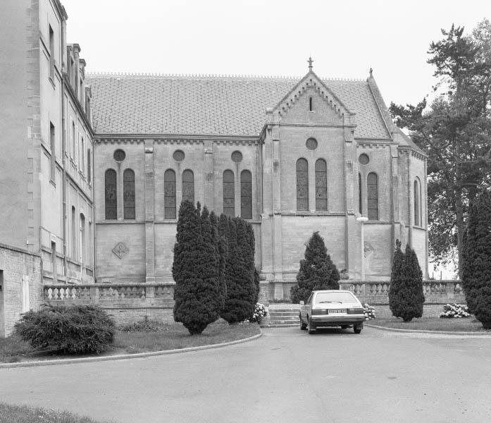 Chapelle, élévation sud.