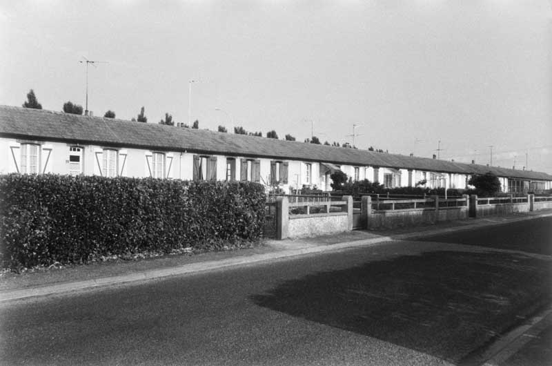 Logements d'ouvriers, Rue du Nord.- Photographie ancienne, plaque de verre. (Collection particulière).