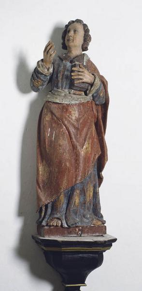 Statue de saint Jean.