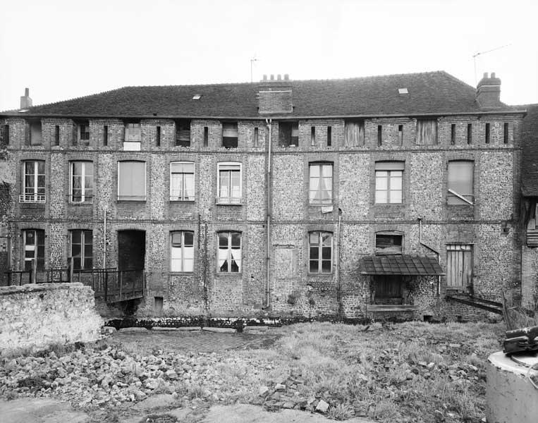 Atelier de fabrication. Elévation sur canal. Vue prise du nord.