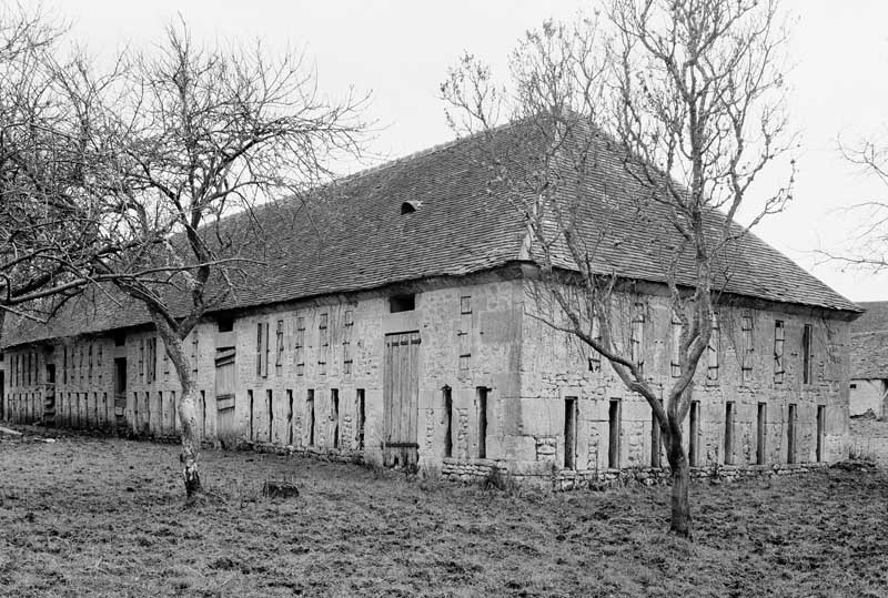 Piéce de séchage, vue prise du nord ouest.