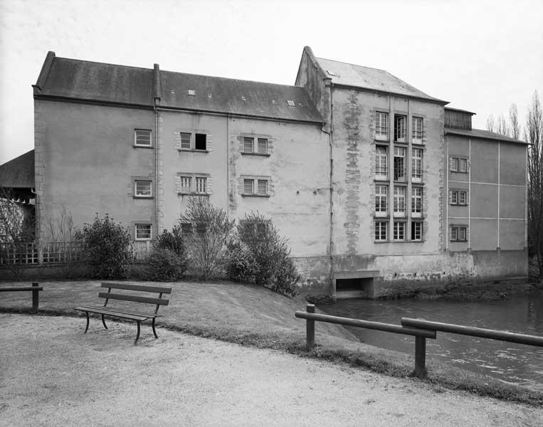 Moulin à farine dit Moulin d'Orion, actuellement minoterie Dubois Rioux