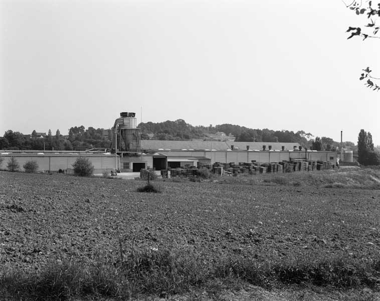 Ateliers de fabrication, vue prise du sud ouest.