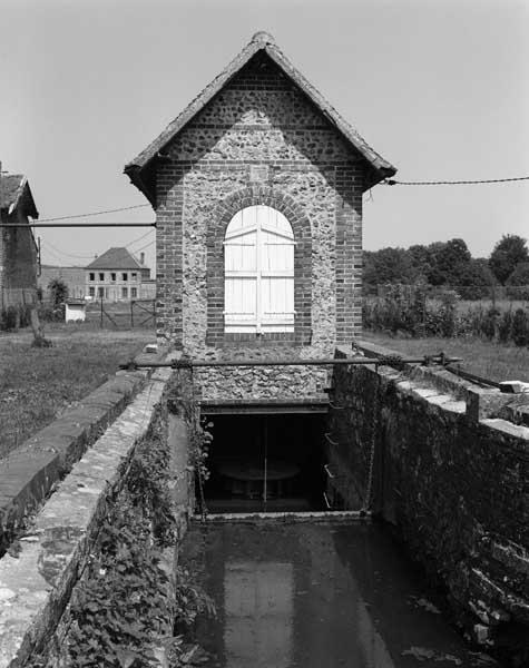 Bâtiment d'eau, vue prise du sud-ouest.