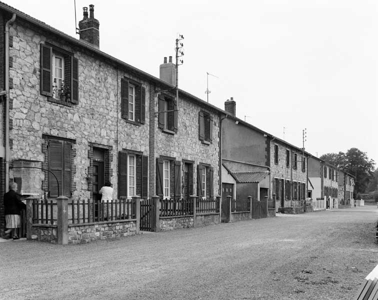 Cité ouvrière, dite les cités du vieux fourneau, vue prise du sud.