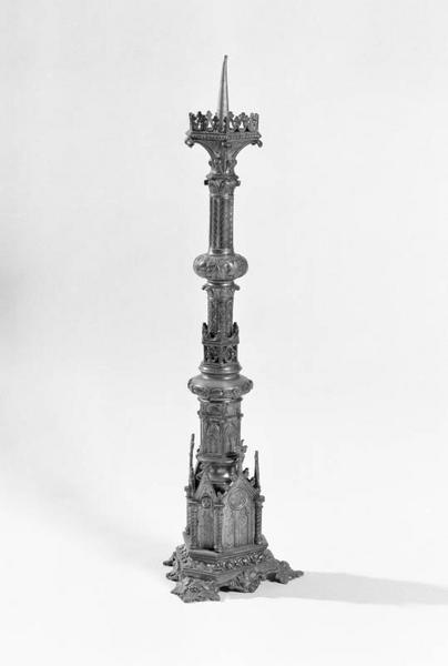 10 chandeliers d'autel, croix d'autel (garniture du maître-autel)