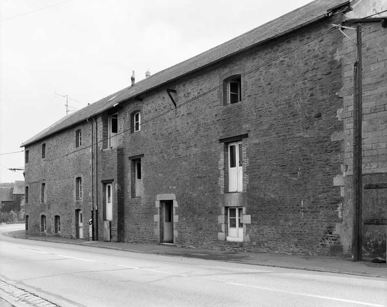 Atelier de fabrication, vue prise du nord ouest.