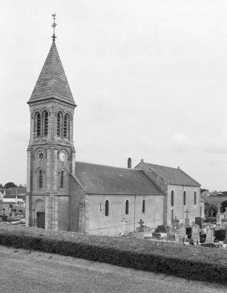 Clocher et côté sud.