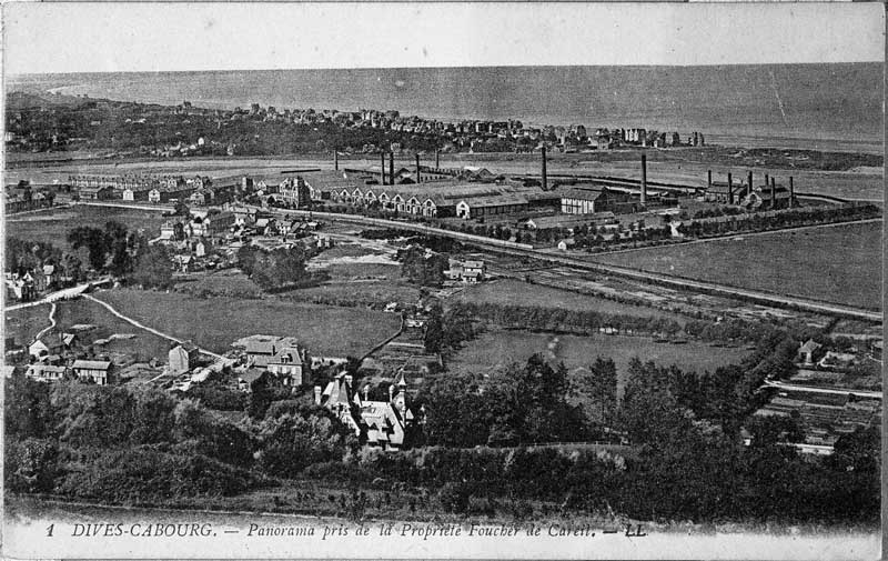 1. Dives - Cabourg - Panorama pris de la propriété Foucher de Careil.- Carte postale, éd. LL., s.d., début 20e siècle. (Collection particulière).