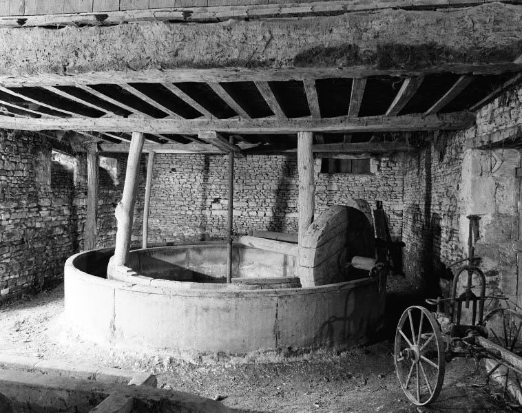 Pressoir à cidre, tour.