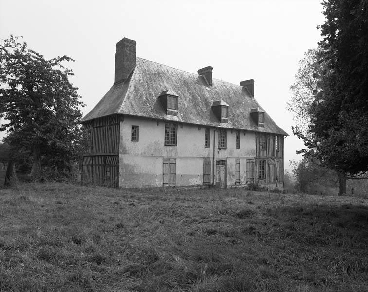 Logis, depuis le nord ouest.