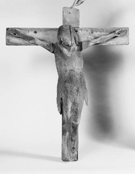 Croix : Christ en croix