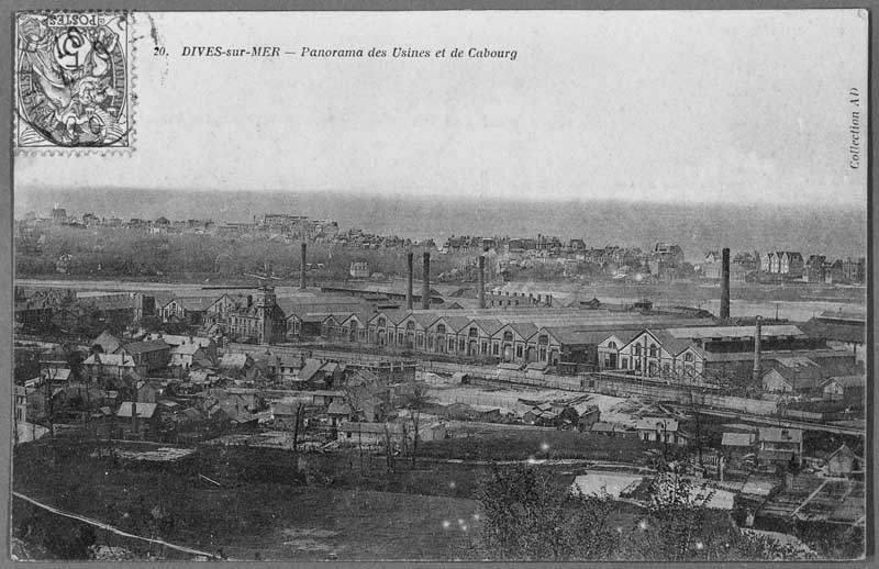 20. Dives-sur-Mer - Panorama des usines et de Cabourg.- Carte postale, s.d., début 20e siècle. (Collection particulière P. Coftier).