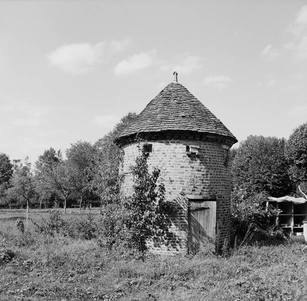 Colombier.
