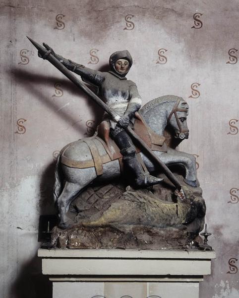 Groupe sculpté : saint Georges combattant le dragon