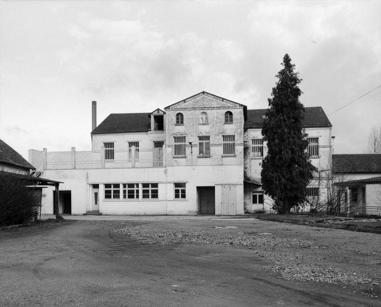 Atelier de fabrication (1). Elévations extérieures sud-est.