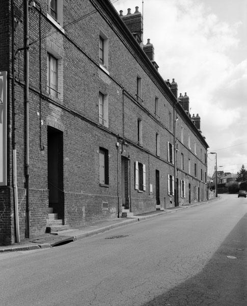 Logements d'ouvriers (21 à 23b rue d'Orival). Elévations extérieures ouest sur rue.