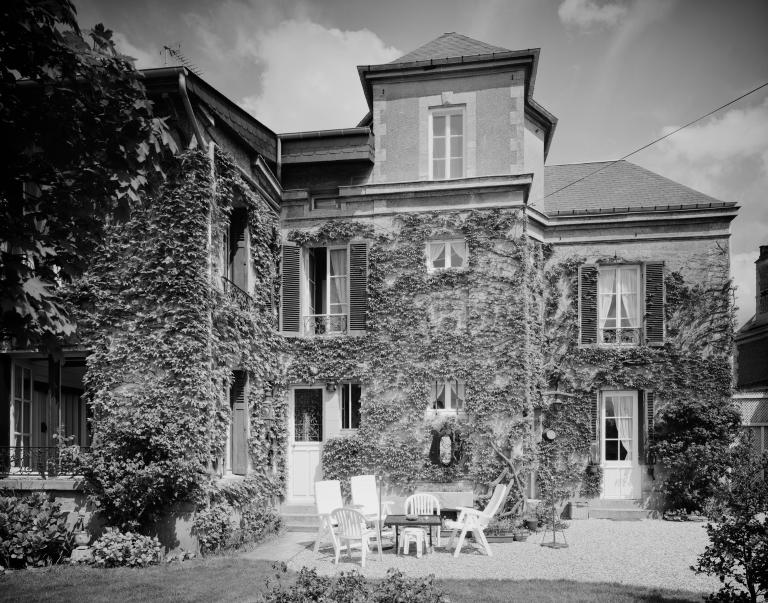 Elévation sud. ; Maison dite villa Henriette, élévation sud.